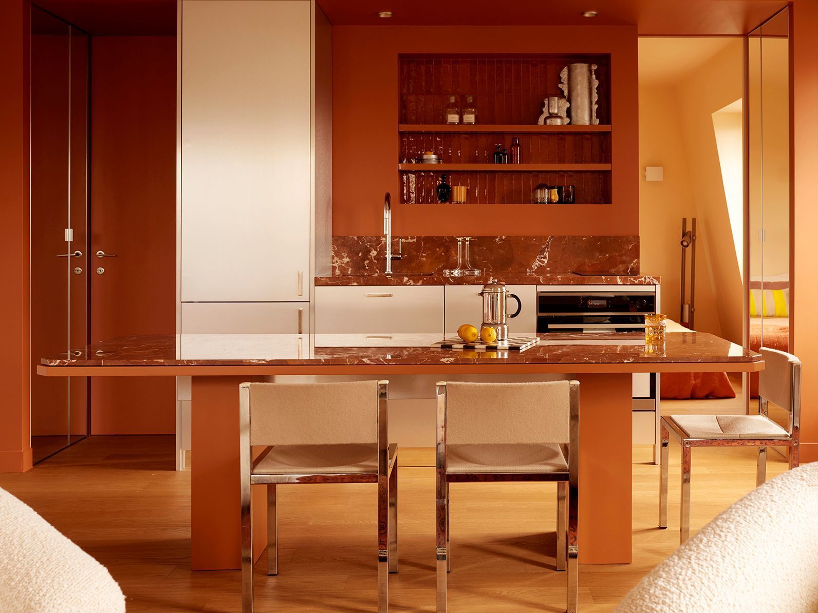 découvrez les tendances cuisine 2025 : couleurs, matériaux, agencements et innovations pour une cuisine moderne, fonctionnelle et design. inspirez-vous pour rénover ou aménager votre espace culinaire !