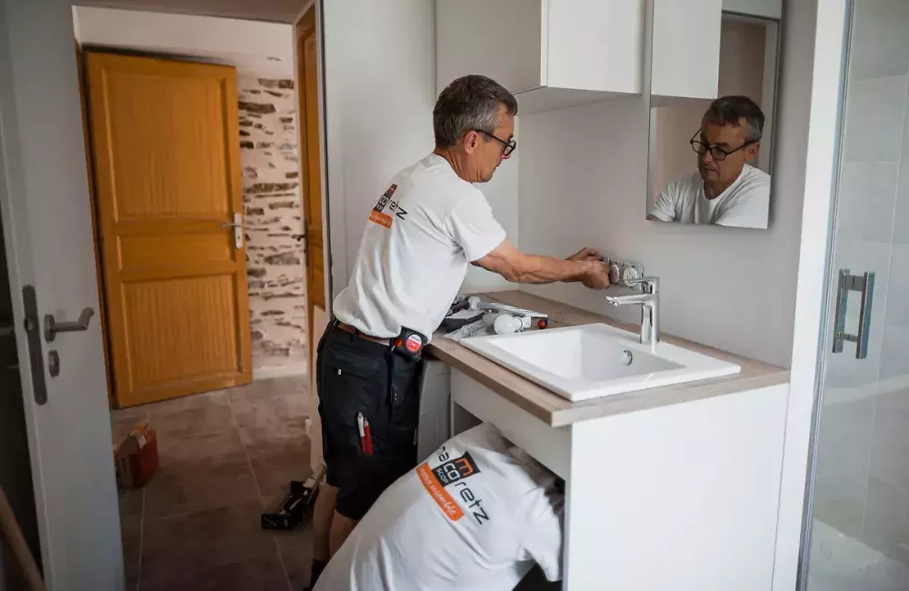 réinventez votre espace de vie grâce à nos services de travaux d'intérieur. que ce soit pour des rénovations, des aménagements ou des finitions, notre équipe d'experts est prête à transformer votre maison en un lieu qui vous ressemble. découvrez nos solutions personnalisées adaptées à tous vos besoins.