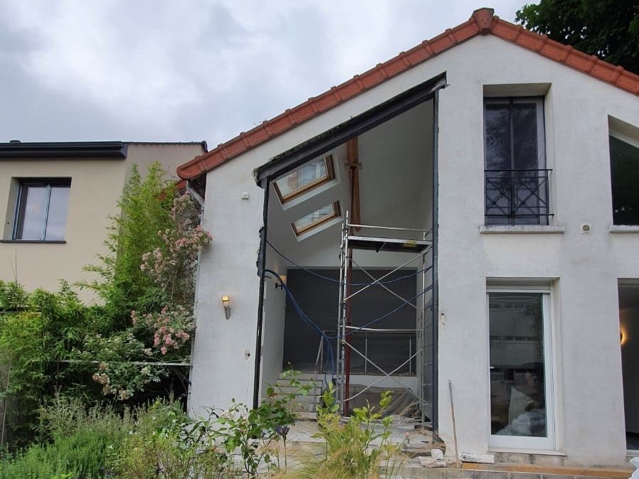 découvrez toutes les étapes et conseils pour réussir votre projet d’agrandissement de maison : démarches, idées, coûts et inspiration pour optimiser votre espace de vie.