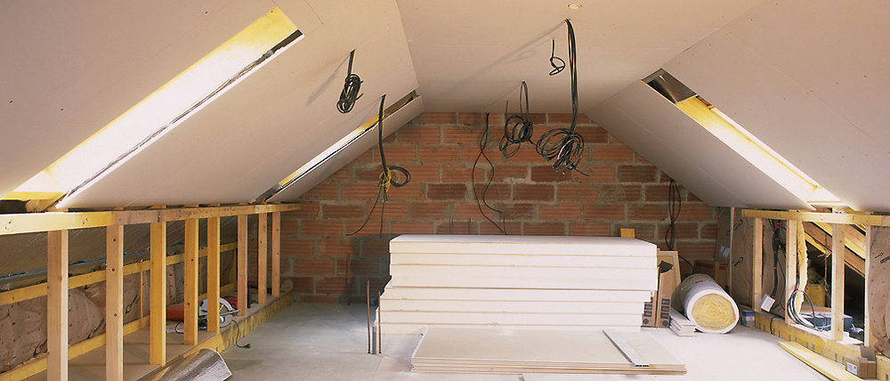 découvrez des idées et conseils pratiques pour l’aménagement de vos combles : solutions gain de place, isolation, décoration et astuces pour transformer votre espace sous les toits en pièce à vivre confortable et fonctionnelle.