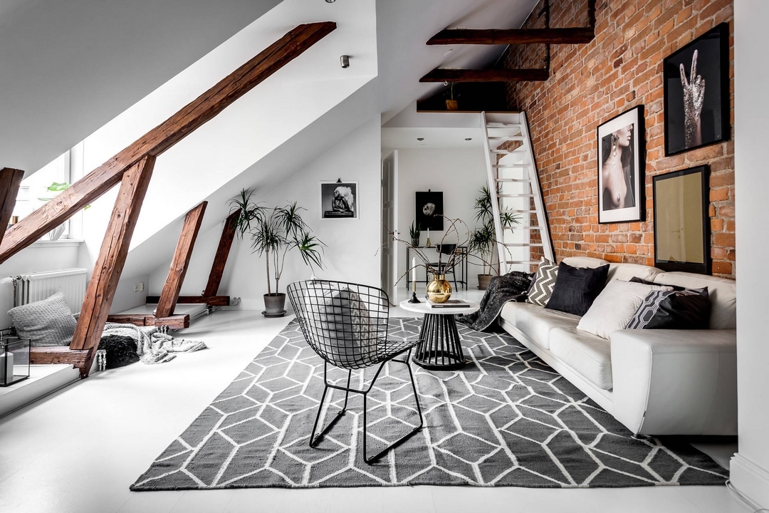 découvrez nos conseils et idées pour l'aménagement des combles : gagnez de l'espace, améliorez le confort de votre maison et valorisez votre bien grâce à des solutions adaptées à vos besoins.