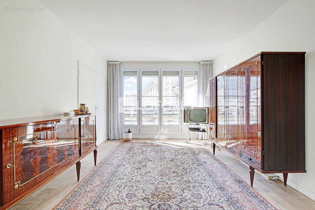 découvrez nos annonces d'appartements à rénover à paris 10. idéal pour investisseurs et particuliers souhaitant personnaliser leur bien dans un quartier dynamique. opportunités à saisir !