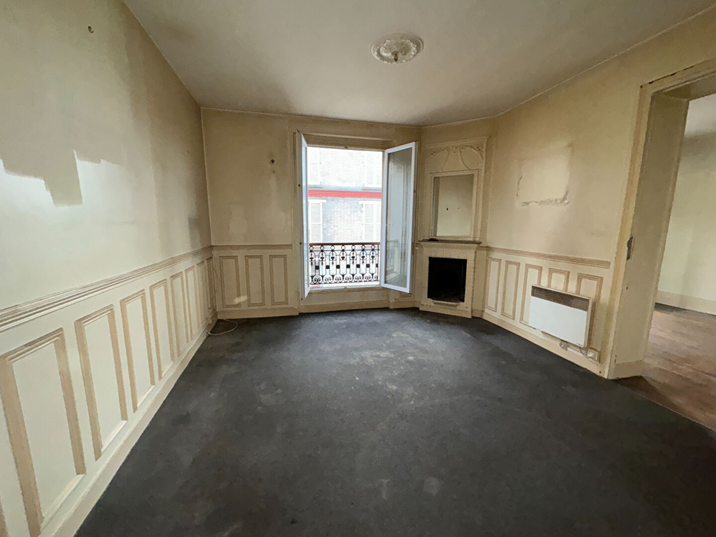 découvrez nos annonces d'appartements à rénover à paris. trouvez le bien idéal pour un projet immobilier sur-mesure dans la capitale, avec fort potentiel d'investissement.