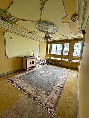 découvrez de nombreuses annonces d'appartements à rénover à paris. idéal pour investisseurs ou particuliers cherchant un bien à personnaliser dans la capitale. trouvez le projet immobilier parfait dès maintenant.