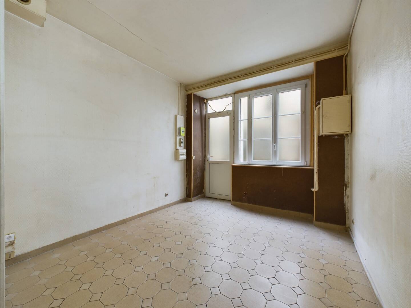 découvrez les meilleures offres d'appartements à rénover à paris. idéal pour investisseurs ou primo-accédants souhaitant personnaliser leur futur logement au cœur de la capitale.