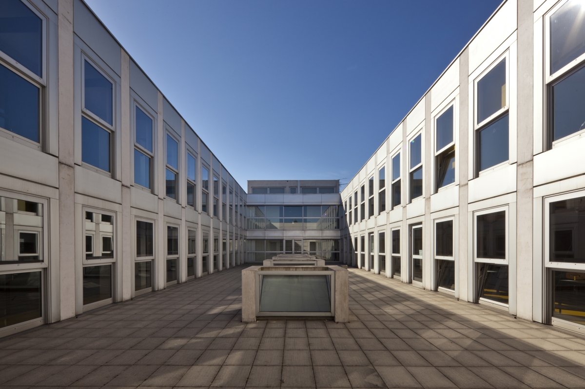 trouvez un architecte à nancy pour réaliser vos projets de construction, rénovation ou aménagement intérieur. découvrez des professionnels qualifiés pour donner vie à vos idées dans le respect de votre budget et de l’architecture locale.