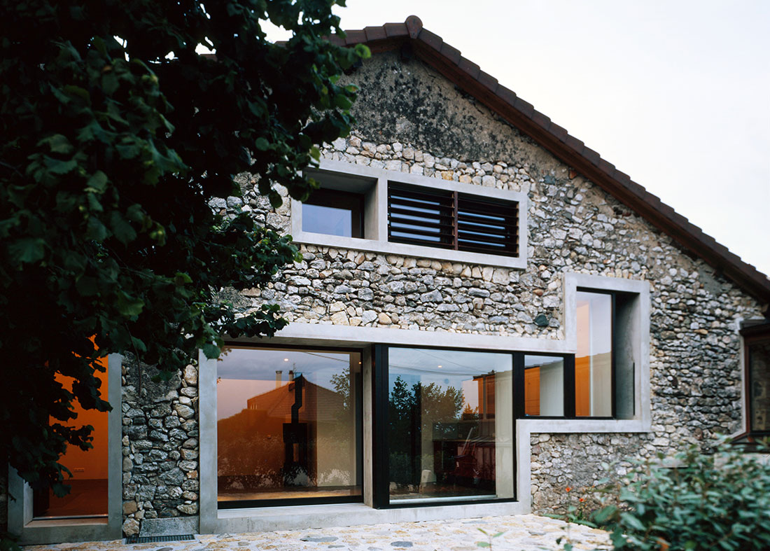 trouvez un architecte spécialisé en rénovation pour transformer et valoriser votre maison ou appartement. conseils, accompagnement personnalisé et solutions sur-mesure pour tous vos projets de rénovation.