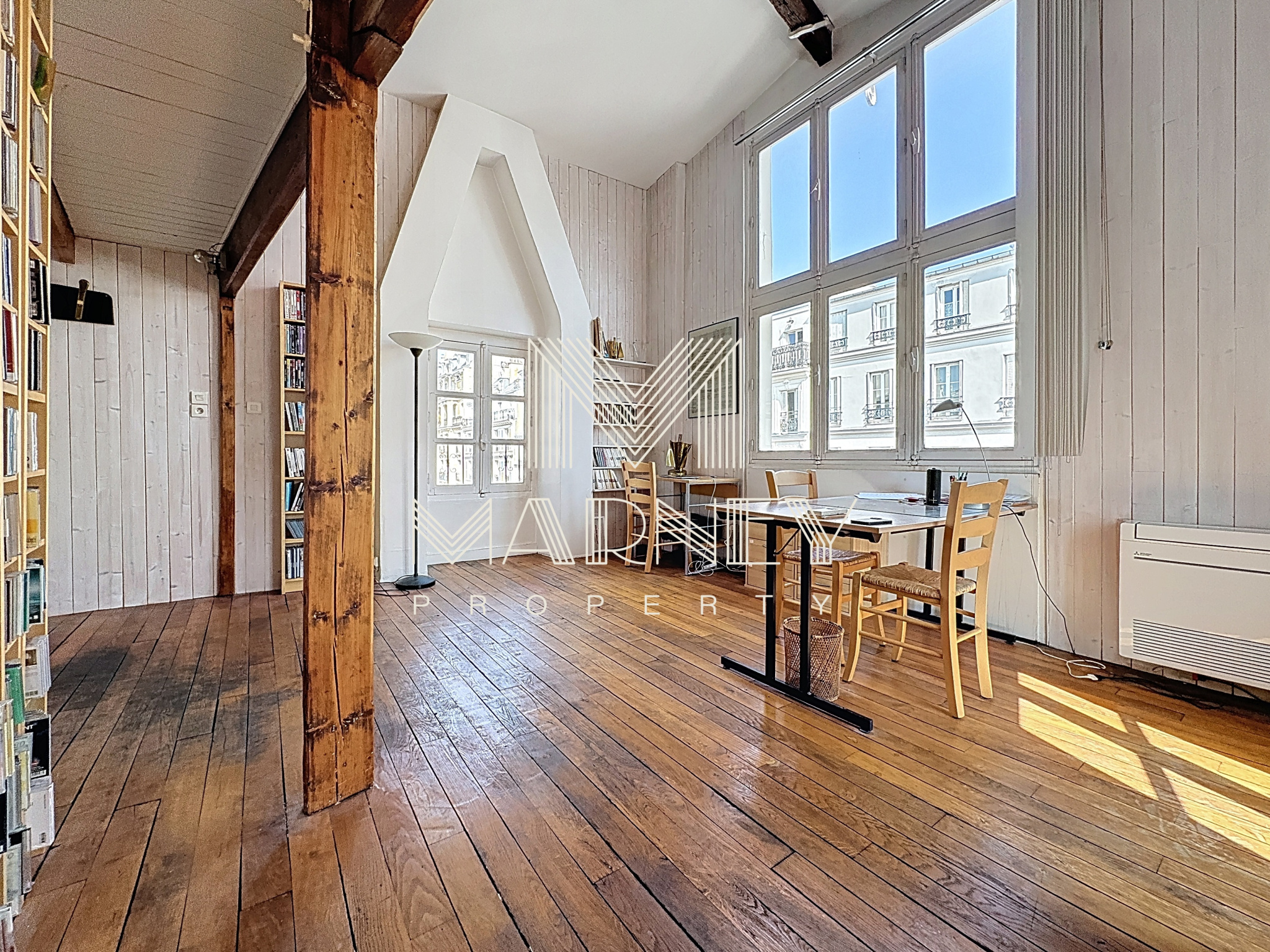 découvrez cet atelier à vendre à paris : un espace idéal pour artistes, artisans ou investisseurs, offrant un fort potentiel d'aménagement dans un emplacement privilégié de la capitale.