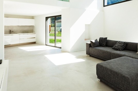 découvrez le béton ciré, un revêtement tendance et résistant idéal pour sols, murs et plans de travail. facile à entretenir, il apporte une touche moderne et esthétique à tout intérieur.