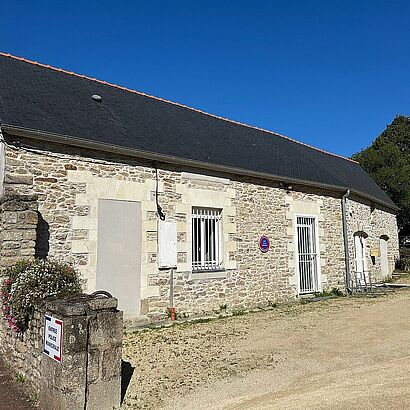 découvrez tout sur le bruit des sirènes de police : causes, effets sur la santé, législation et conseils pour mieux gérer les nuisances sonores dues aux interventions policières.