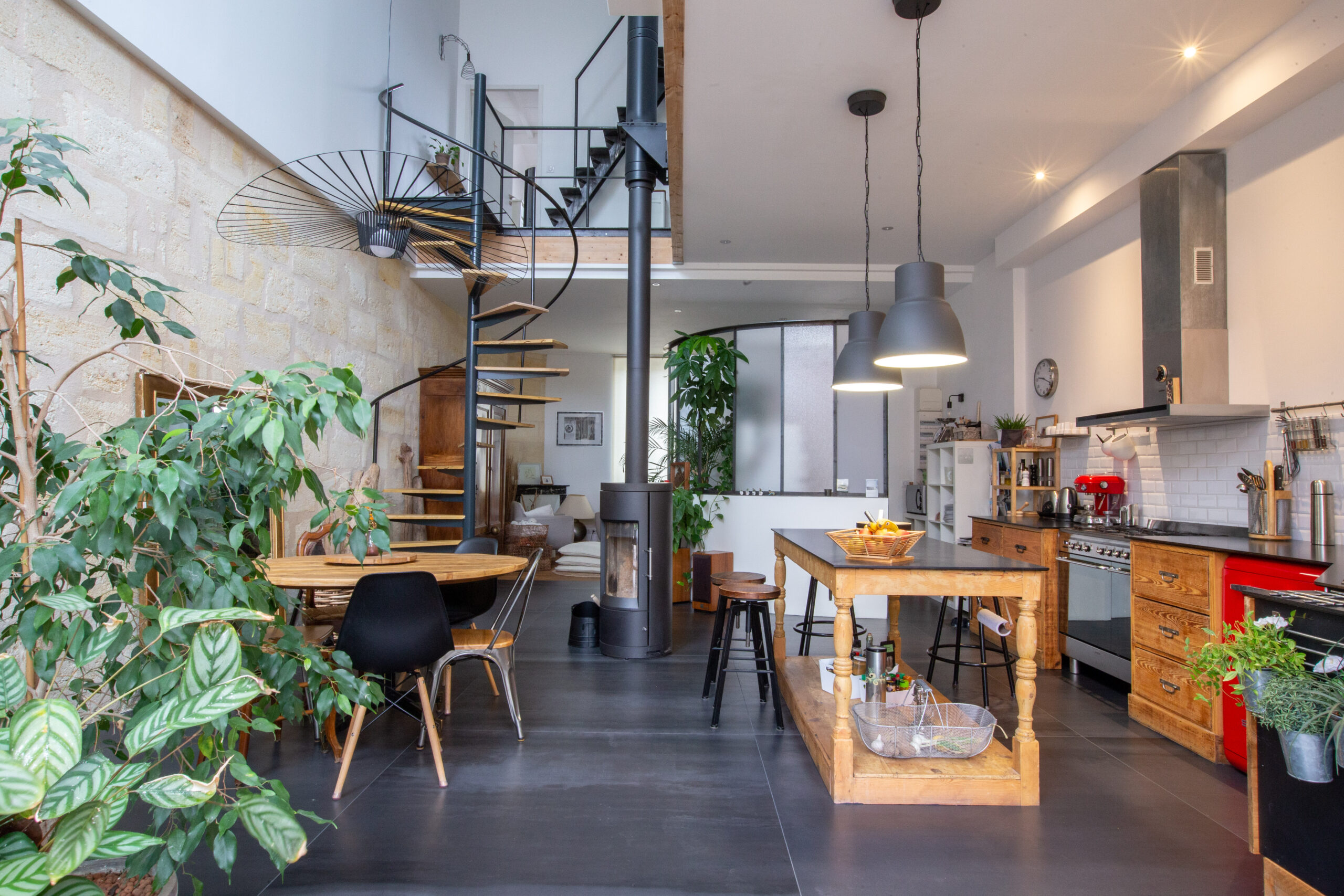 obtenez tous nos conseils pour établir un budget de rénovation à bordeaux. découvrez les prix moyens, les étapes clés et des astuces pour réussir vos travaux avec un budget maîtrisé.