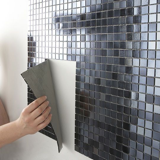découvrez le carrelage adhésif salle de bain : une solution rapide, facile à poser et économique pour relooker vos murs et sols. idéal pour une décoration moderne et imperméable sans gros travaux.