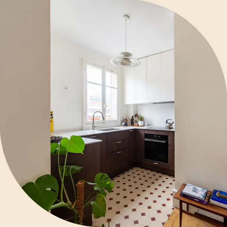 découvrez nos conseils pour bien choisir une entreprise de rénovation : critères essentiels, questions à poser et astuces pour trouver des professionnels fiables et compétents pour vos travaux.