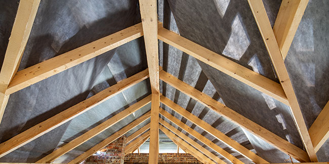 découvrez tout ce qu'il faut savoir sur le coût de l'isolation des combles : facteurs influençant le prix, méthodes d’isolation, et conseils pour optimiser votre budget et réaliser des économies d’énergie.