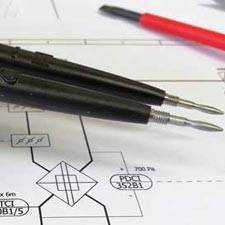 découvrez tout ce qu'il faut savoir sur le coût de la mise aux normes électrique : tarifs, facteurs influençant le prix et conseils pour estimer votre budget de mise en conformité électrique.
