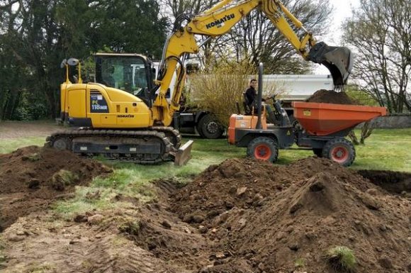 découvrez tout ce qu'il faut savoir sur le coût du terrassement : prix moyens, facteurs influençant le budget, conseils pour estimer vos travaux et réussir votre projet en toute sérénité.