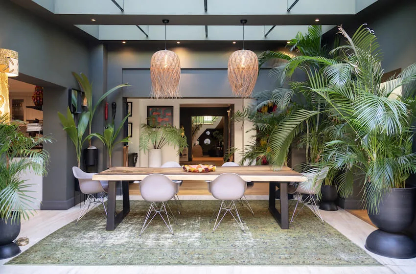 découvrez des idées et inspirations pour la déco intérieur : tendances, conseils pratiques, aménagement et astuces pour sublimer votre maison ou appartement avec style.
