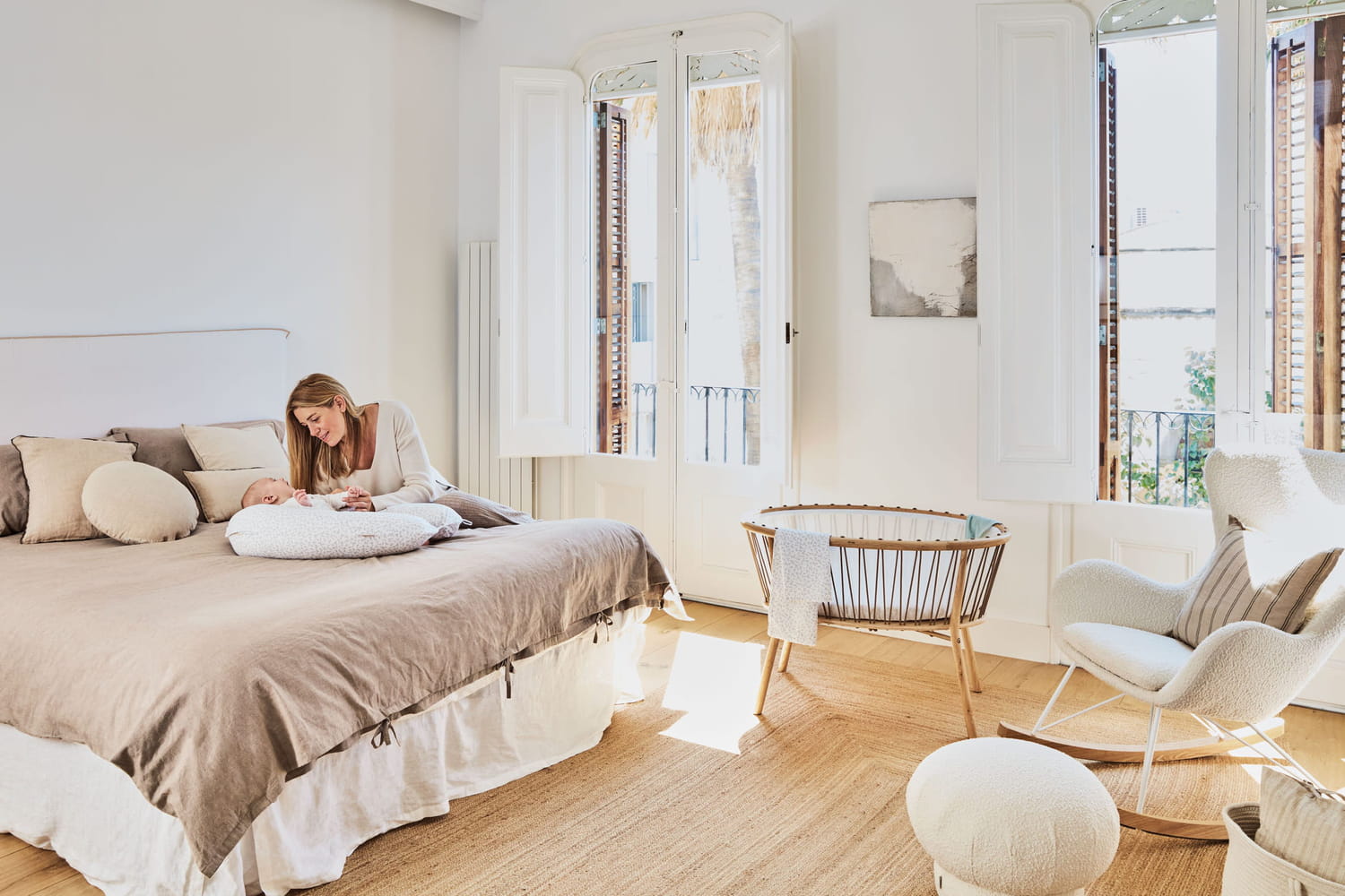 découvrez les tendances déco 2025 pour une chambre parentale moderne et cosy : idées de couleurs, mobilier, accessoires et astuces pour créer un espace élégant et relaxant.
