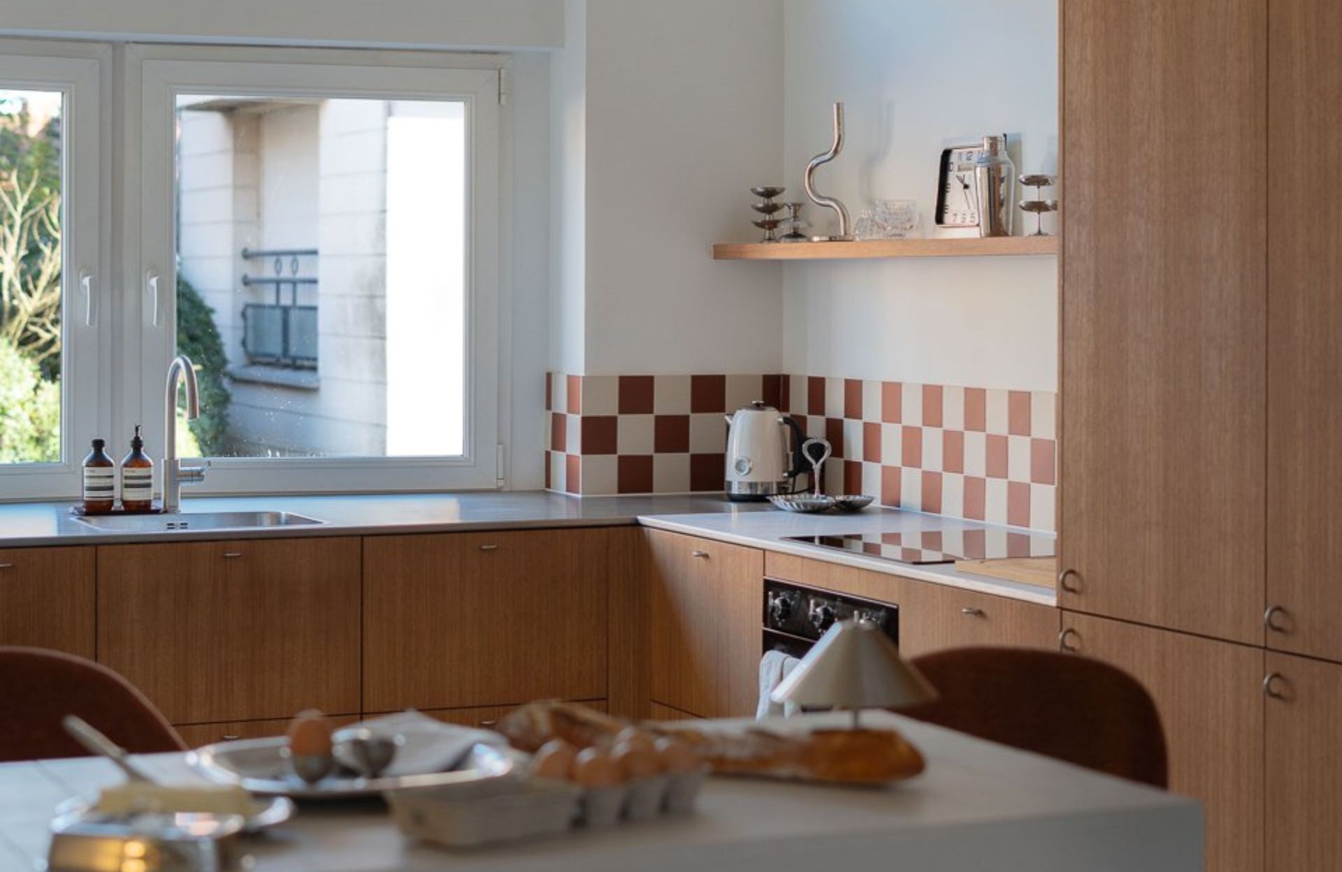 découvrez les tendances décoration cuisine 2025 : couleurs, matériaux innovants et idées d’aménagement pour une cuisine moderne, fonctionnelle et conviviale.