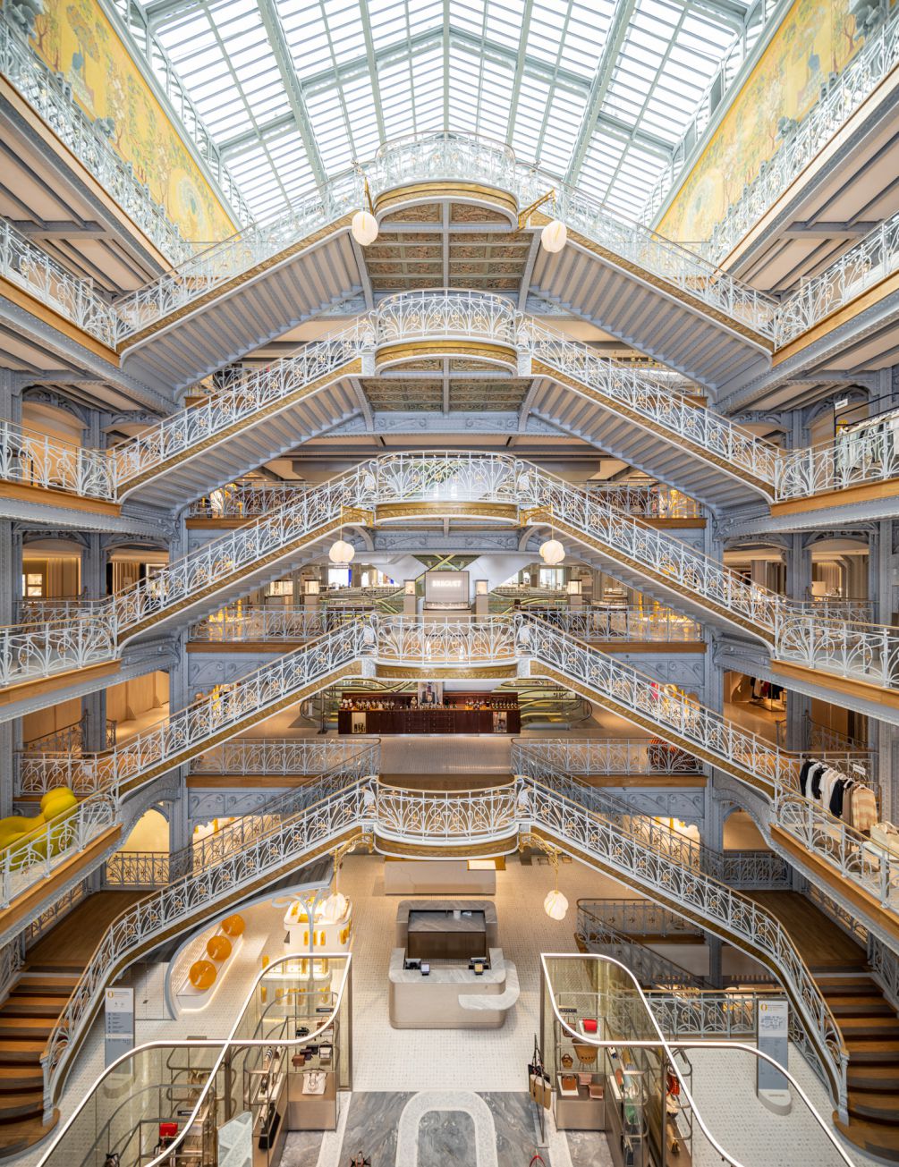 découvrez nos idées et conseils pour une décoration inspirée de paris : tendances, astuces et inspirations pour sublimer votre intérieur avec élégance et style parisien.