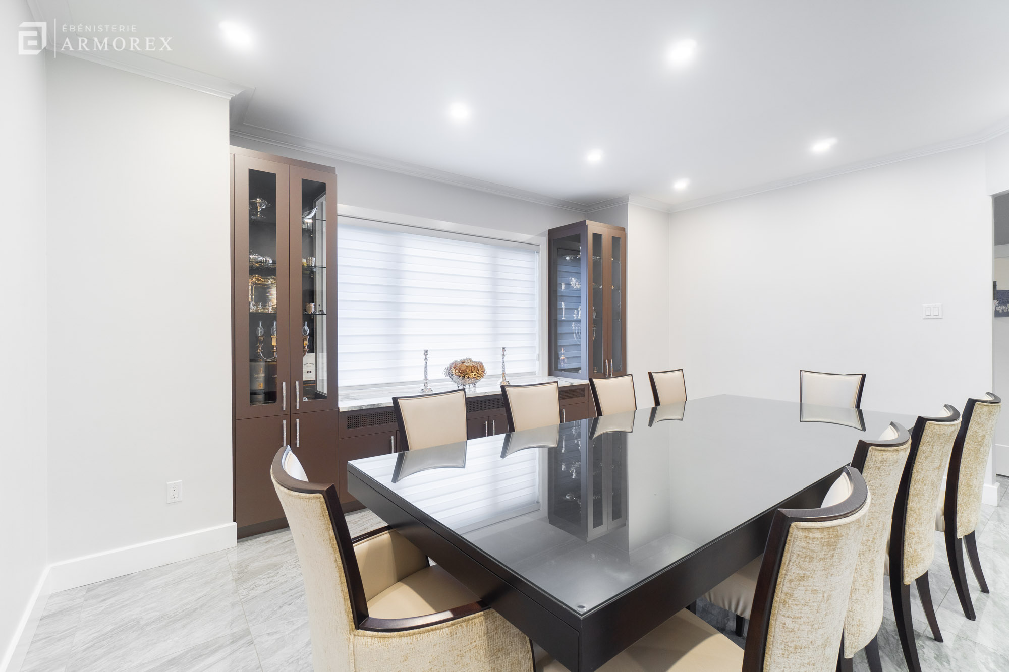 découvrez les tendances décoration pour salle à manger en 2025 : couleurs, meubles, astuces déco et idées modernes pour transformer votre espace convivialement.