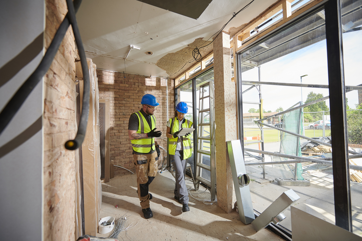 découvrez notre entreprise de rénovation : des experts qualifiés pour tous vos travaux de rénovation intérieure et extérieure. qualité, professionnalisme et accompagnement personnalisé pour transformer votre habitat selon vos envies.