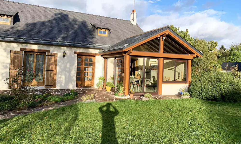 découvrez comment une extension bois peut agrandir et embellir votre maison. profitez d’un espace supplémentaire chaleureux, écologique et personnalisé, parfaitement intégré à votre habitat.