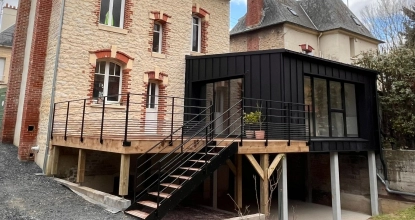 découvrez comment une extension en bois peut transformer votre maison : esthétique naturelle, rapidité de construction et solutions durables pour agrandir votre espace de vie.