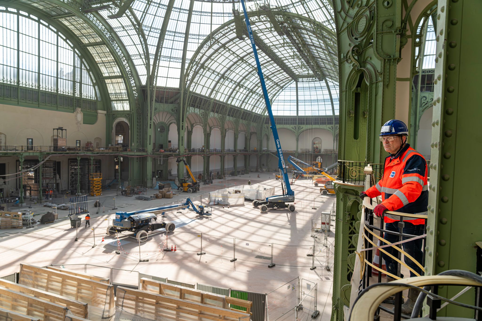 découvrez l'histoire, les enjeux et l'impact des grands travaux à paris : de la transformation urbaine aux infrastructures emblématiques, plongez dans l'évolution de la capitale française.