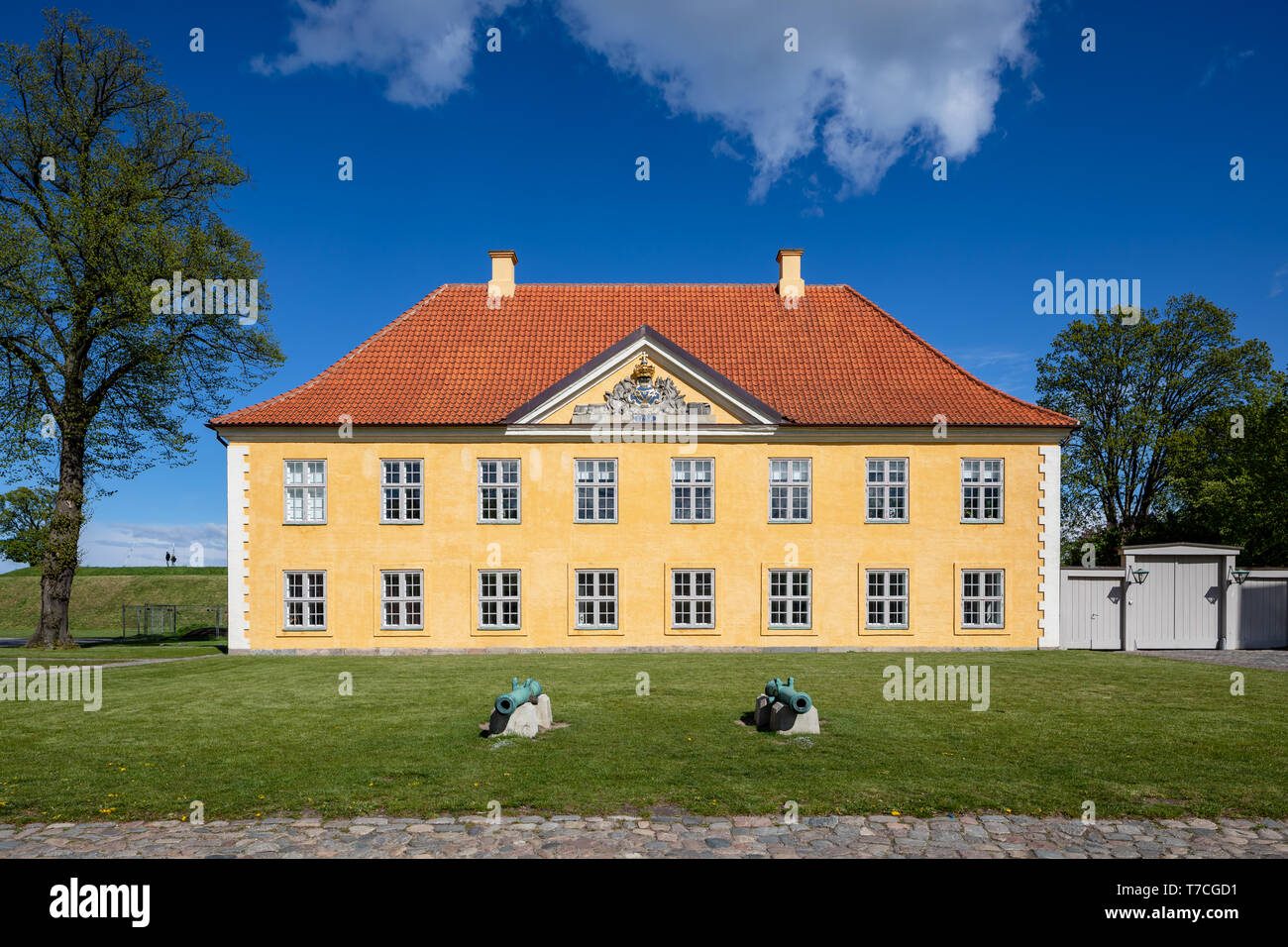 découvrez comment hausser une maison pour gagner de l'espace, renforcer la fondation ou ajouter un étage. conseils, étapes et précautions à prendre pour réussir votre projet de surélévation de maison.