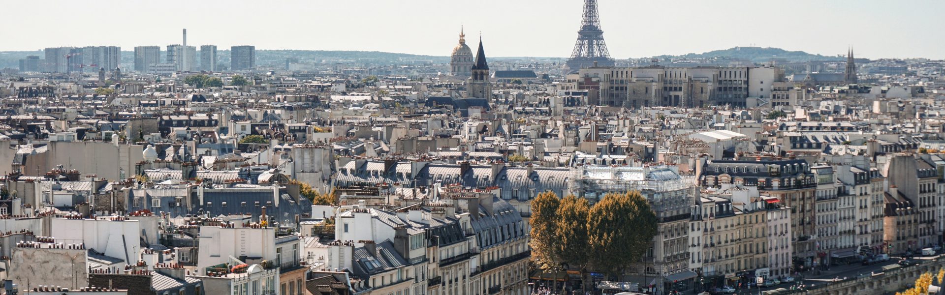 trouvez le meilleur partenaire pour vos travaux à paris : rénovation, construction, aménagement intérieur ou extérieur. experts qualifiés et accompagnement sur-mesure.