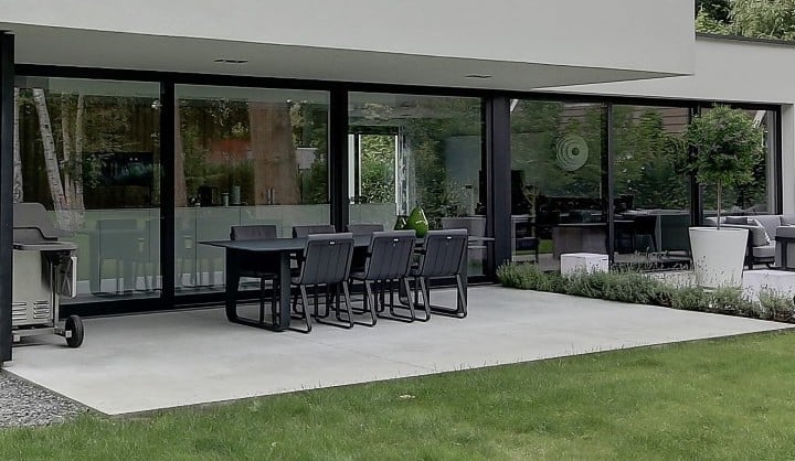 découvrez tout sur le prix du béton ciré : tarifs au m2, facteurs influençant le coût, conseils pour bien choisir et comparer les devis afin de réussir votre projet déco ou rénovation.