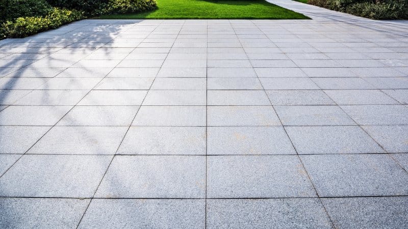 découvrez les prix pratiqués par les carreleurs en france : tarifs au m², coûts de la pose, conseils pour estimer votre budget et comparer les devis pour vos travaux de carrelage.