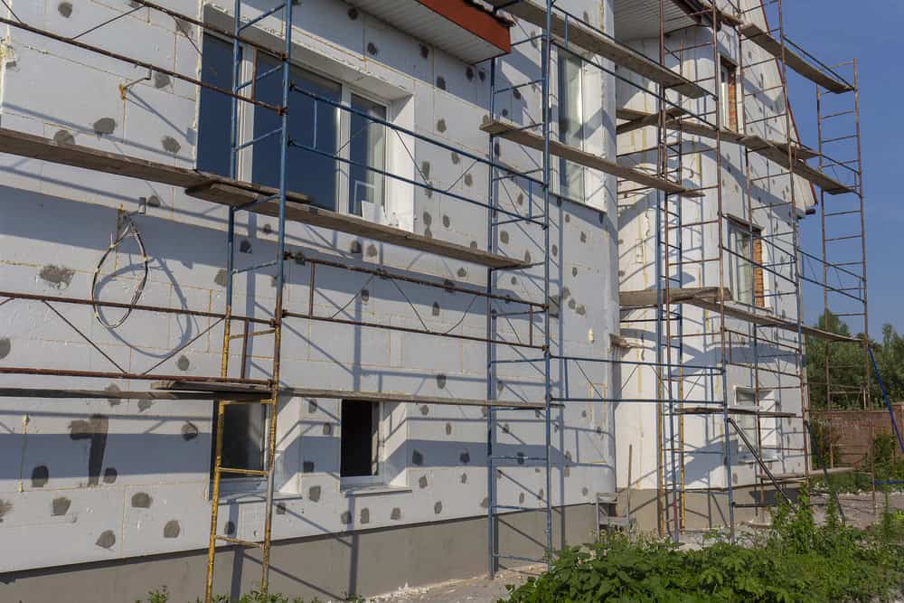 découvrez tout ce qu'il faut savoir sur le prix d'une façade : facteurs influents, coût moyen au m², astuces pour économiser et conseils pour estimer votre budget rénovation ou ravalement de façade.