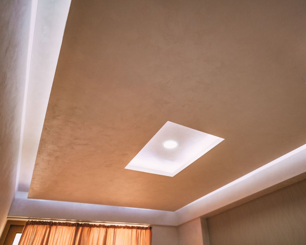 découvrez tout ce qu’il faut savoir sur le prix d’un faux plafond : types, matériaux, tarifs au m2 et conseils pour bien estimer votre budget et réussir votre projet d’aménagement.