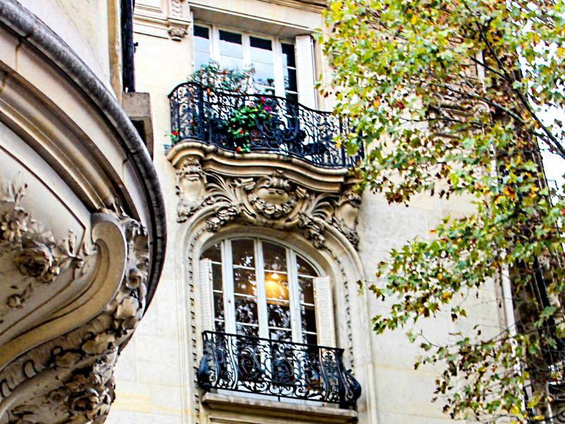 découvrez le prix des fenêtres haussmanniennes : matériaux, dimensions, astuces pour bien choisir et comparer les devis pour vos rénovations à paris.