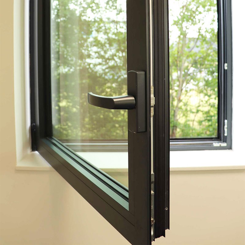 découvrez comment estimer le prix d'une fenêtre sur mesure selon vos besoins. comparez les coûts, matériaux et options pour choisir la solution adaptée à votre budget.