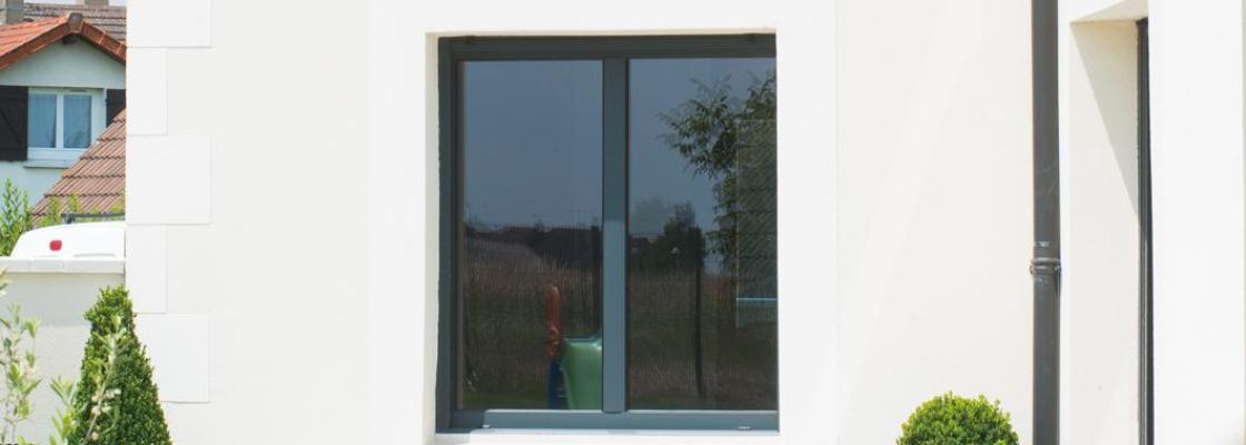 découvrez les prix des fenêtres en aluminium, les facteurs qui influencent leur coût et des conseils pour bien choisir vos menuiseries alu pour votre projet de rénovation ou de construction.