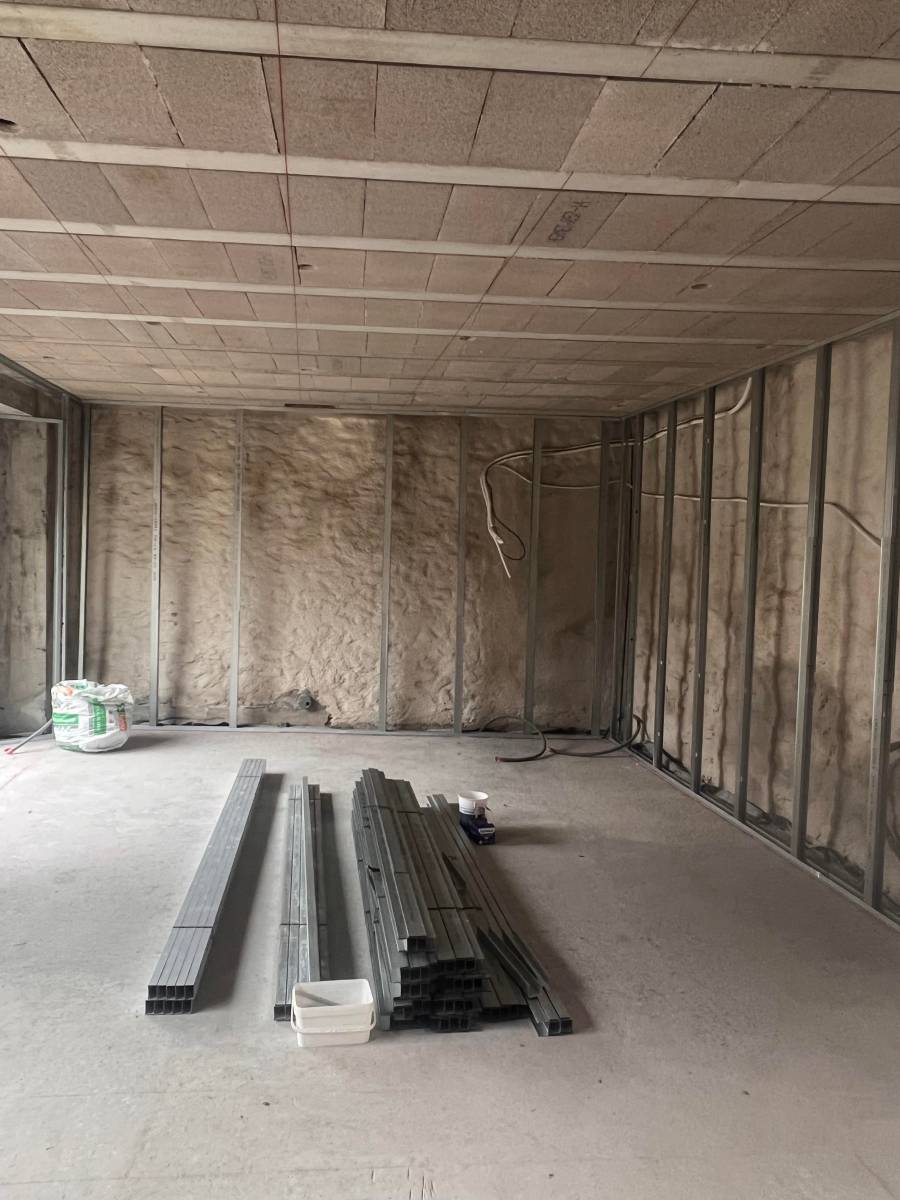 découvrez les prix pour l'isolation des combles, les facteurs qui influencent le coût et des conseils pour bien choisir votre isolation afin d'améliorer le confort et réaliser des économies d'énergie.