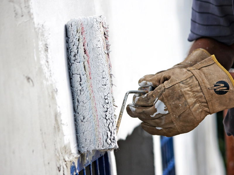 découvrez le prix au m2 pour la peinture de façade : tarifs moyens, facteurs influents, conseils pour bien choisir votre peintre et réussir votre rénovation extérieure.