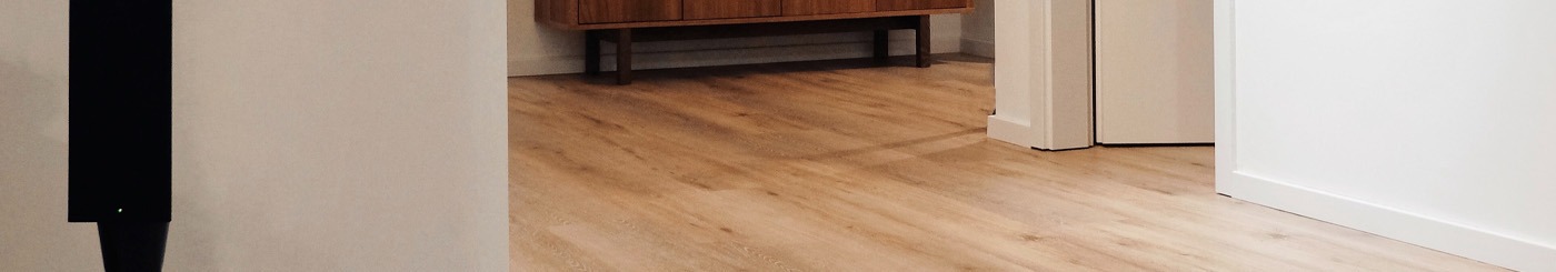 découvrez les prix du ponçage au mètre carré pour tous vos travaux de rénovation : tarifs moyens, facteurs influençant le coût et conseils pour bien choisir votre artisan.