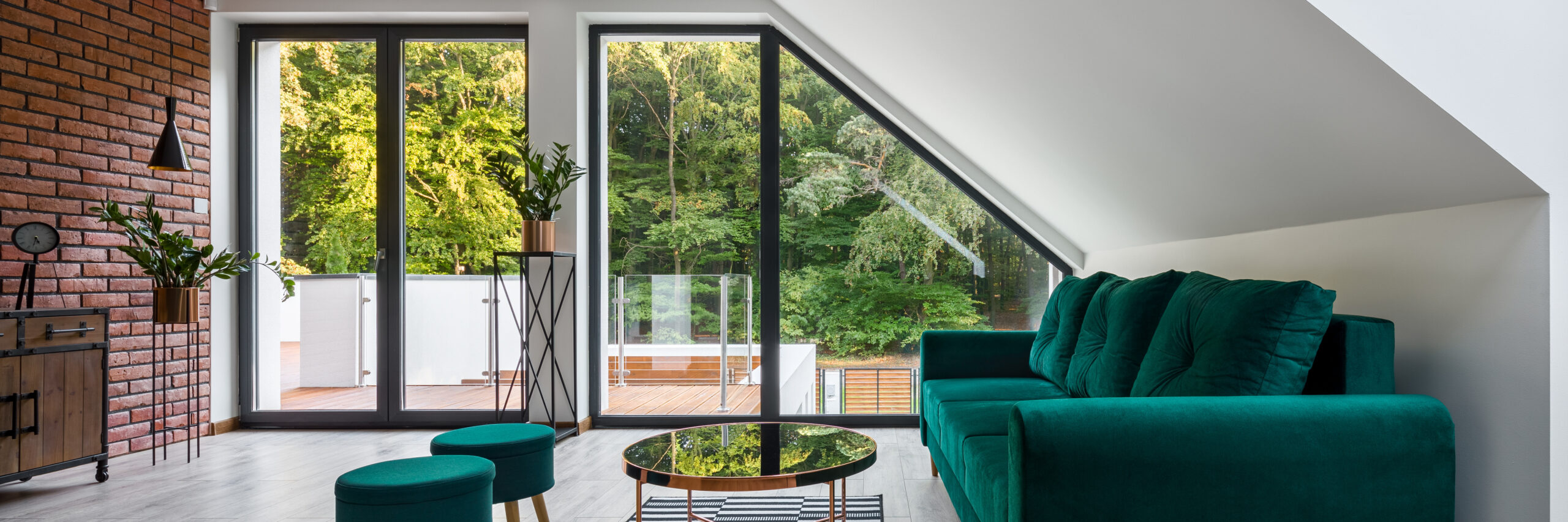 découvrez les prix des portes fenêtres : conseils, comparatif et devis pour choisir la meilleure option selon votre budget et vos besoins. trouvez le bon rapport qualité-prix pour vos projets de rénovation.