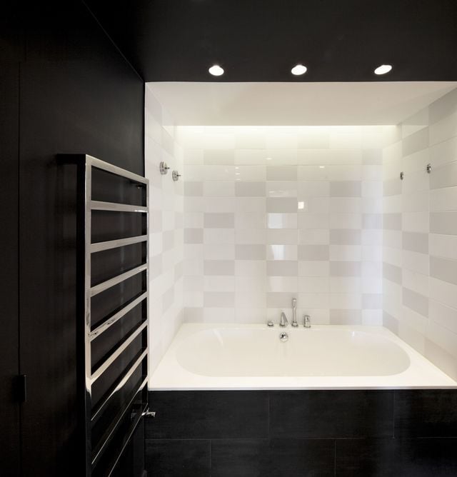 découvrez le prix moyen d'une rénovation de salle de bain de 7m2, les facteurs qui influencent le coût et des conseils pour optimiser votre budget. obtenez une estimation adaptée à votre projet !