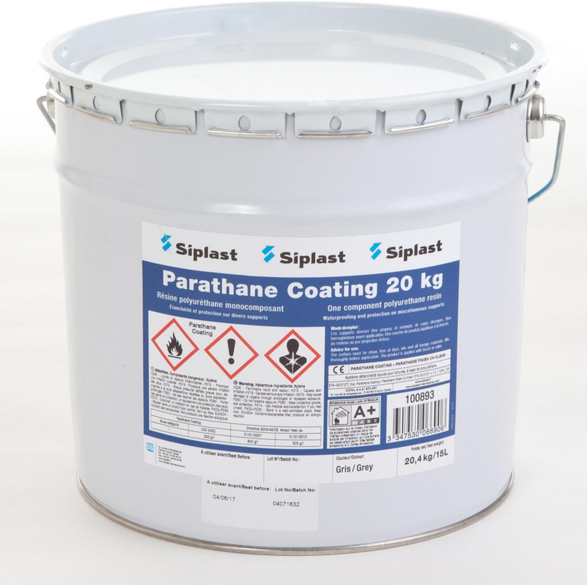 découvrez tout ce qu’il faut savoir sur le prix de la résine : les facteurs qui influencent le coût, les fourchettes tarifaires au m2, et des conseils pour bien choisir votre résine selon votre budget.