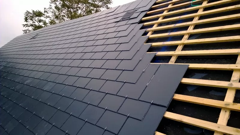 prix toiture m2 2 découvrez le prix au m2 pour une toiture : estimations, facteurs de variation, conseils pour bien budgéter votre projet de rénovation ou de construction.