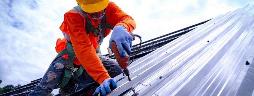 découvrez tout ce qu'il faut savoir sur le prix au m2 d'une toiture : coûts moyens, facteurs qui influencent le tarif, conseils pour estimer votre budget et réussir vos travaux de couverture.