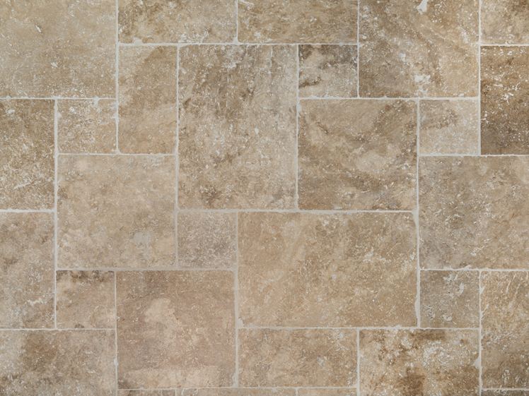 découvrez tout ce qu'il faut savoir sur le prix du travertin, ses différents types, les facteurs qui influencent le coût, et des conseils pour faire le meilleur choix pour vos projets de construction ou de rénovation.