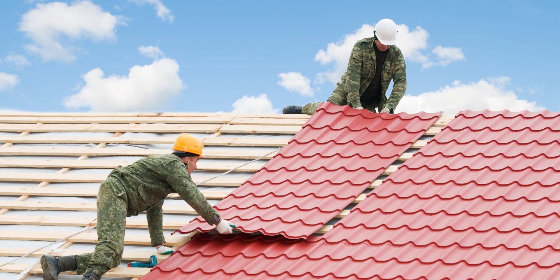 découvrez le prix des tuiles au m² : types, matériaux, fourchettes de tarifs et conseils pour bien estimer votre budget toiture en 2024.