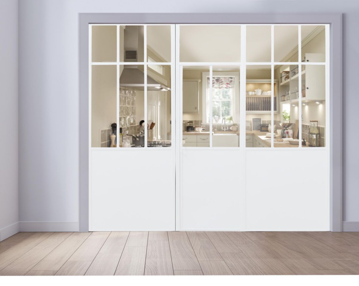 découvrez tout ce qu'il faut savoir sur le prix d'une verrière : tarifs, facteurs influençant le coût, conseils pour bien choisir et comparer les offres. trouvez la verrière adaptée à votre budget !