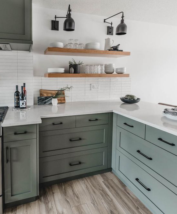 découvrez nos conseils et astuces pour rafraîchir vos armoires de cuisine facilement. donnez un nouveau look à votre cuisine sans gros travaux grâce à des idées simples, économiques et tendances.